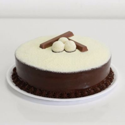 Bolo Leite Ninho com Kit Kat