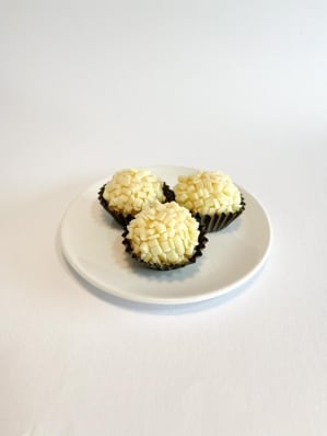 Brigadeiro Branco com Granulê Branco