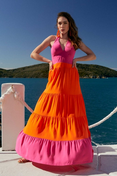 10 modelos de vestidos brilhantes de festa: inspire-se!