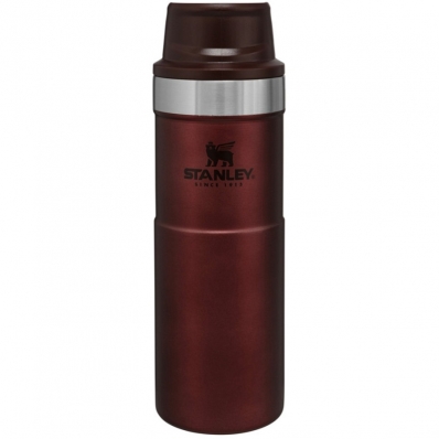 Garrafa Termica Stanley Classic Trigger-Action Travel Mug 10-06439-166 (470ML) Vermelho