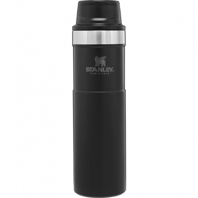 Garrafa Termica Stanley Classic Trigger-Action Travel Mug 10-06441-064 (590ML) Preto