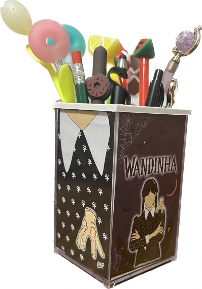 Porta caneta/objeto acrílico quadrado 7x11.50cm Wandinha loop