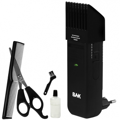 Barbeador BAK BK-389 Recarregavel Bivolt - Preto