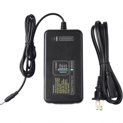 Carregador de Bateria Godox C26 para Flash AD600PRO - Preto