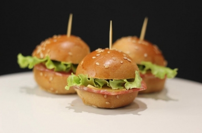 Mini Sanduichinho de Salame