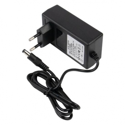 Fonte de Alimentacao LCP-12002000A - para Receptor - 12V - 2.5A - Preto