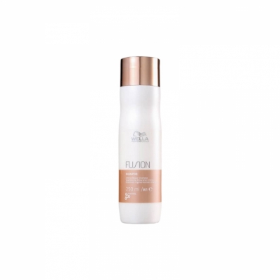 Wella Professionals Fusion Shampoo 250ml