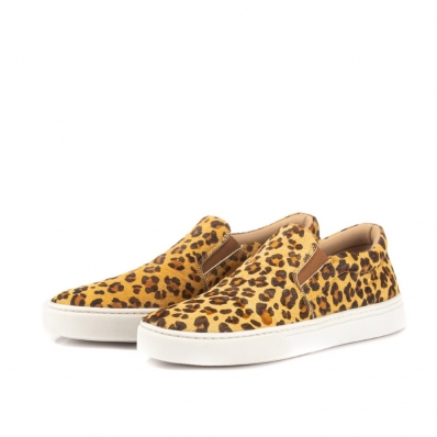 Slip On de Onça Couro Feminino Estampado Animal Print Calce Facil Palmilha Espumada Macia