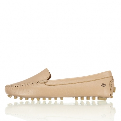 Mocassim Drive Dockside Couro Feminino Calce Facil Palmilha Espumada Sola Borracha Gel Confortavel