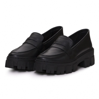 Mocassim Tratorado Couro Feminino Tendencia Blogueira Solado Borracha Confortavel