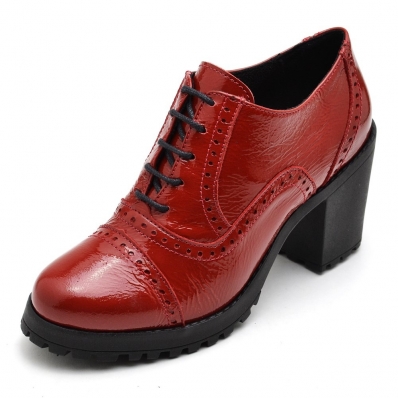 Bota Coturno Tratorada Feminina Couro Verniz Salto Medio Cano Curto Cadarço Macia