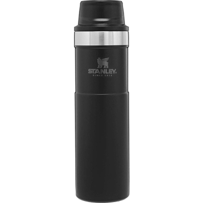 Garrafa Termica Stanley Classic Trigger-Action Travel Mug 10-06441-064 (590ML) Preto