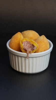 Croquete de Carne Seca com Cream Cheese