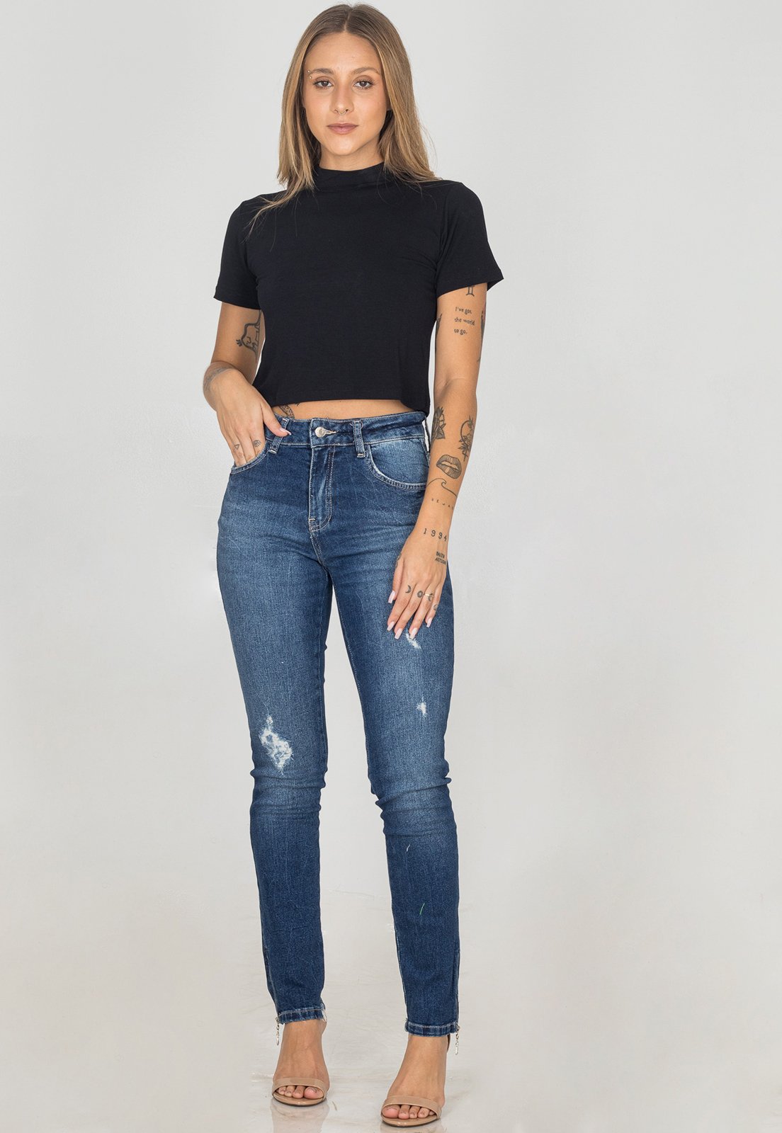 Calça Jeans Skinny Feminina Zíper Na Barra Desfiada Cós Alto