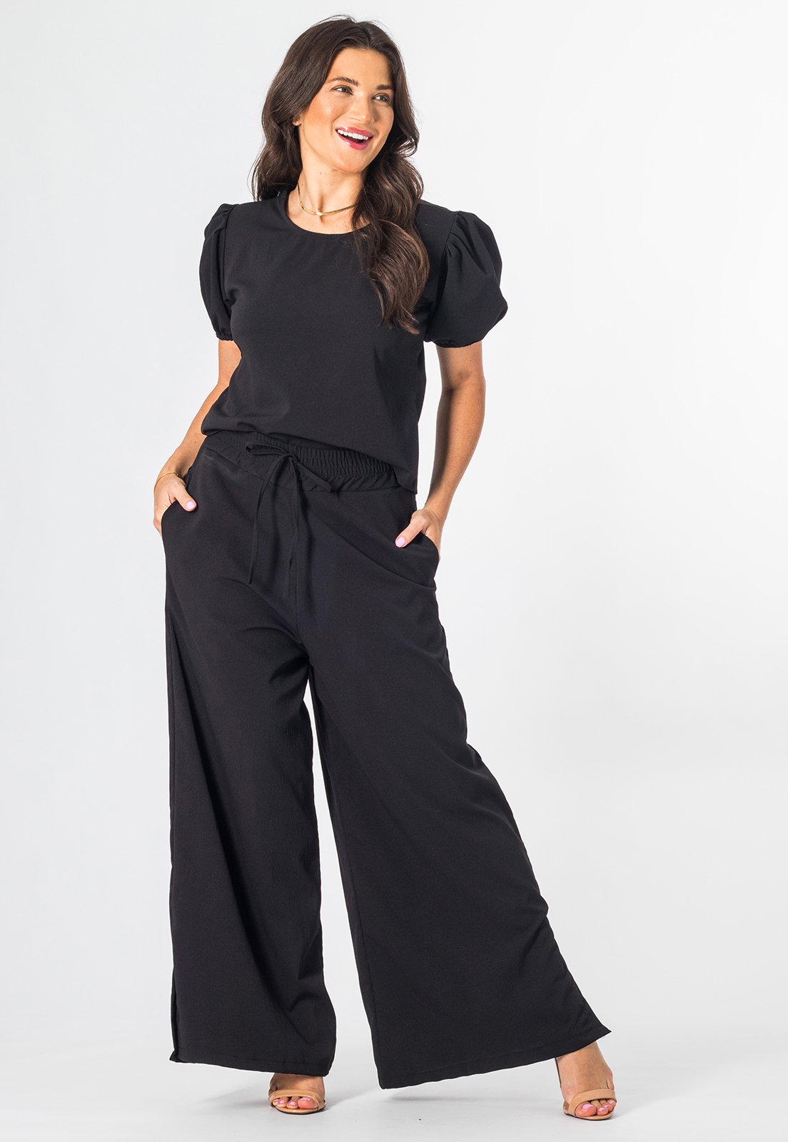 Calça Pantalona Feminina Crepe Com Fenda Cós Elástico Bolsos